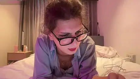 AlicePinkhead webcam model stream image