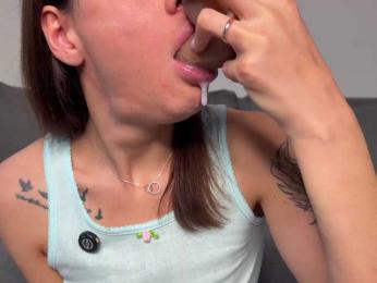 -EmilyJones- webcam bongacams model stream image