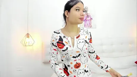 Alanna_miaw webcam model stream image