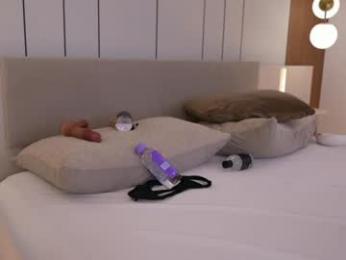 dovia webcam chaturbate model stream image