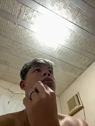 Uchihaxxx webcam stripchat model stream image