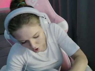 hermilatimperman webcam model stream image