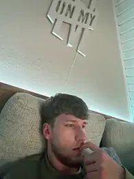 YoungSkinnyBoy20 webcam model stream image