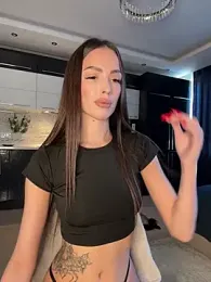 _Monic_ webcam model stream image