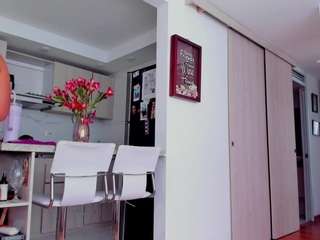 karlyee webcam camsoda model stream image