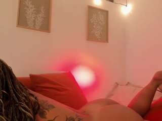 karlyee webcam camsoda model stream image