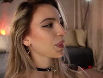 beckymadsons webcam model stream image