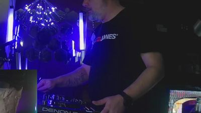 1st_omen webcam model stream image