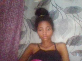 Monicaxa webcam bongacams model stream image