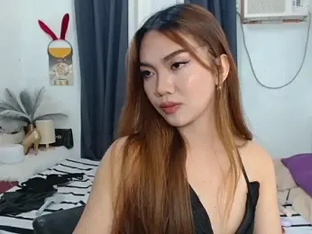 Maxinerein webcam model stream image