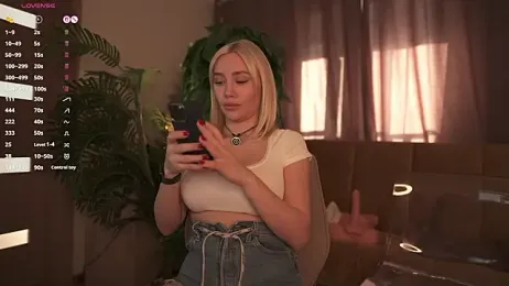 Bestie_Online webcam model stream image