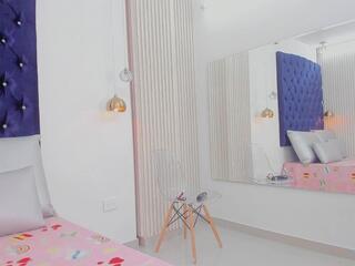 Kamila Cyrus webcam flirt4free model stream image