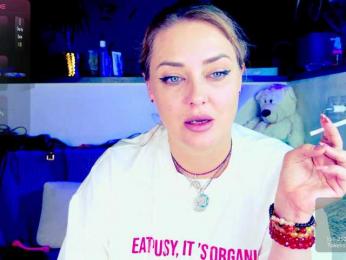 _JuliaSpace_ webcam model stream image