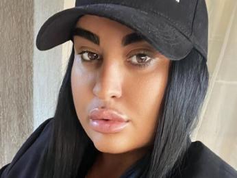 DesyreeDawson webcam model stream image