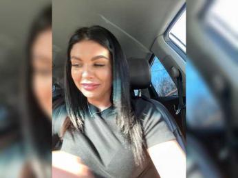 Marisaaa webcam model stream image