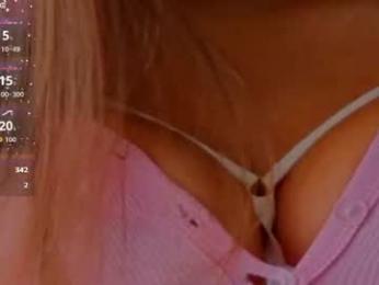 evapuff webcam chaturbate model stream image