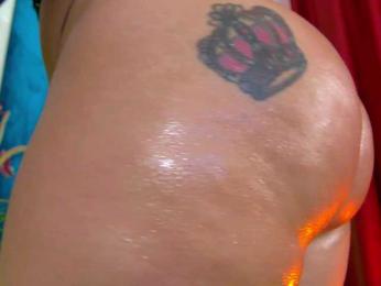 Foxxxy-MILF webcam model stream image