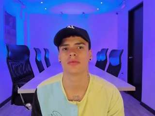 benitosaenz webcam camsoda model stream image