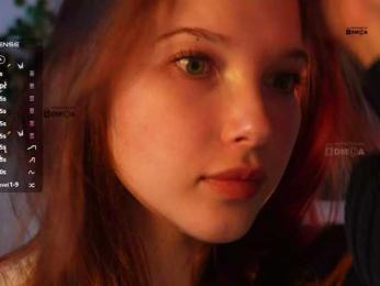 _Q_ webcam bongacams model stream image