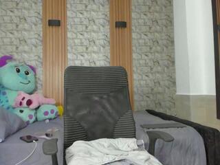 Mia Fhox webcam flirt4free model stream image