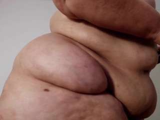 charlotte-curvy webcam model stream image