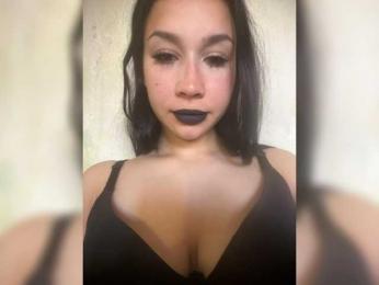 MarinaKisa webcam model stream image