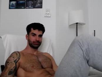 cuteeboy webcam model stream image