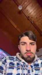 Cazzoefiga1 webcam model stream image