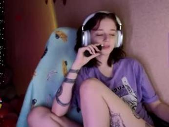 queen_kitty1818 webcam model stream image