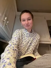 SugarNCinnamon webcam model stream image