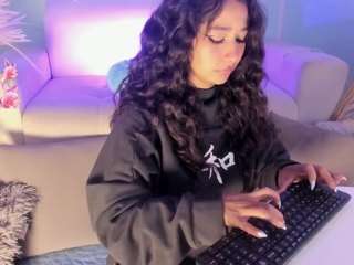 kiimthompson camsoda stream image