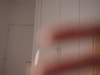 kriss0leoo chaturbate stream image