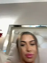 KirstieVegas stripchat stream image