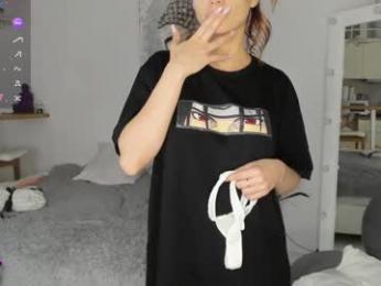 lili_and_niki chaturbate stream image