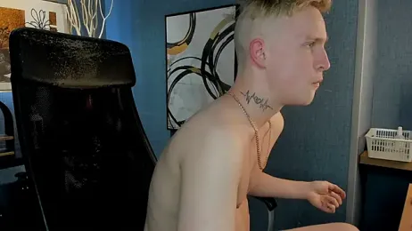 AlexxSweet stripchat stream image