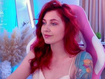 HoneyCherry bongacams stream image
