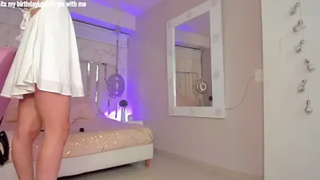 Juliana_Saenzz stripchat stream image