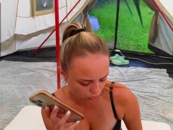 misss-vikki bongacams stream image