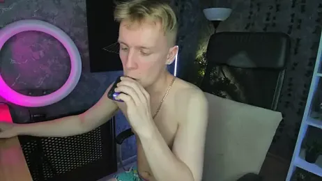 AlexxSweet stripchat stream image