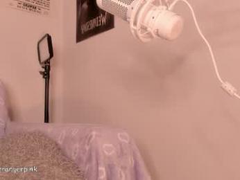 power_ranger_pink chaturbate stream image