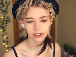 Odelyna Curless flirt4free stream image, 18.06.2025 07:50