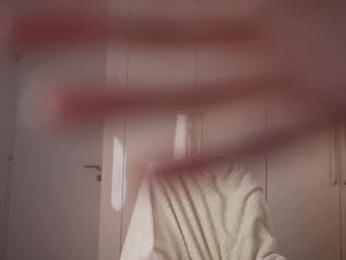 kriss0leoo chaturbate stream image