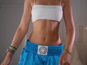 kriss0leoo chaturbate stream image