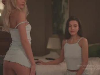 _2strangers chaturbate stream image