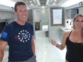 wildwifebarbie chaturbate stream image