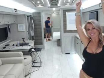 wildwifebarbie chaturbate stream image