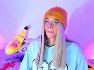 Scarlet Bridge flirt4free stream image