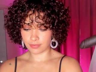 dani-moore camsoda stream image