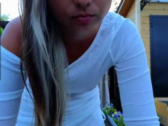 misss-vikki bongacams stream image