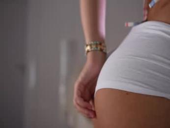 kriss0leoo chaturbate stream image